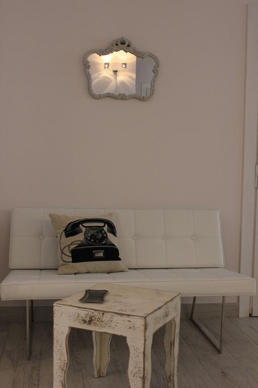 ואראצה Hotel B&B Francesca מראה חיצוני תמונה